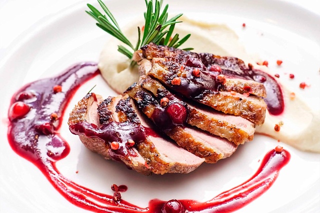 Медальоны из утиной грудки