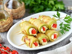 Рулетики из цукини с крабовым мясом