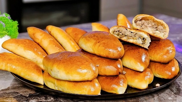 Пирожок с говядиной