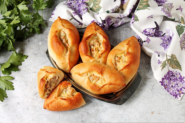 Расстегай с белой рыбой (треска)