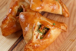 Расстегай с красной рыбой (нерка)